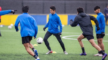 Latihan pemain Garuda Select