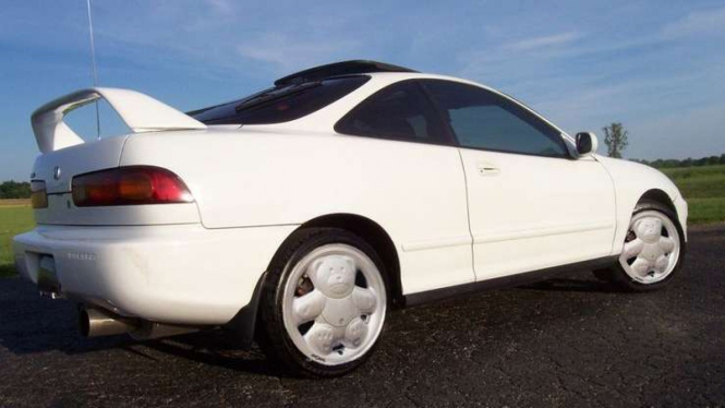 Acura Integra. 