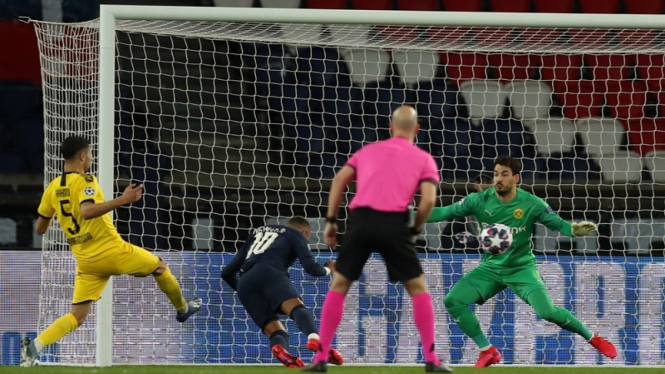 Pertandingan Paris Saint-Germain vs Borussia Dortmund