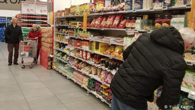 Tidak ada yang berebut di supermarket di kotanya, pasokan makanan juga mencukupi - Yulia Kartini