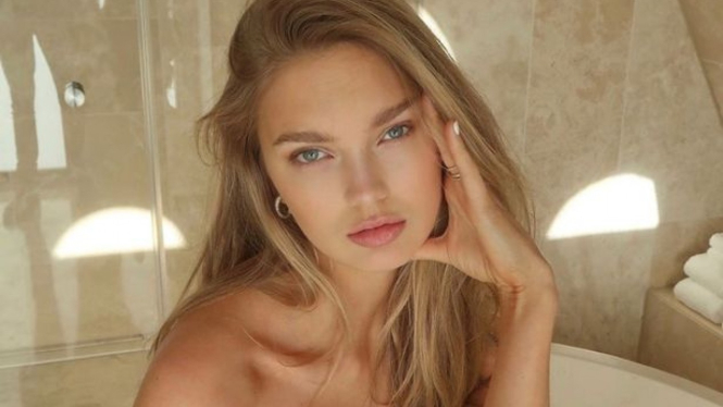 Model Victoria's Secret Romee Strijd