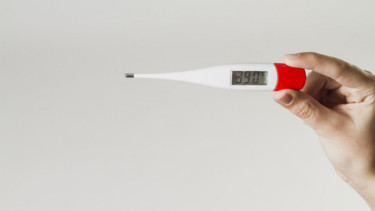 Ilustrasi termometer/virus corona/COVID-19.