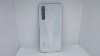 Adu Kuat Realme 6 dan Samsung Galaxy A51, Pilih Mana