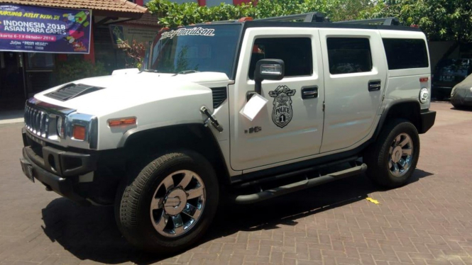 Hummer H2 hasil sitaan yang akan dilelang KPK