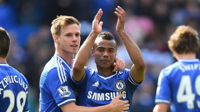 Ashley Cole saat masih bermain untuk Chelsea