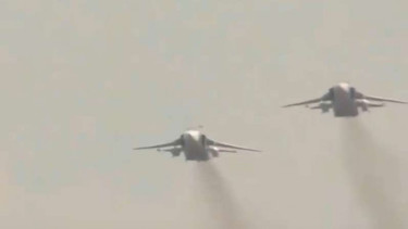 VIVA Militer:  Pesawat Sukhoi Su-24 milik Rusia.