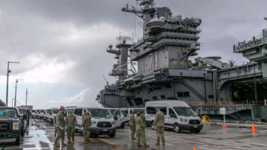 VIVA Militer: Kapal Induk USS Theodore Roosevelt (CVN-71).