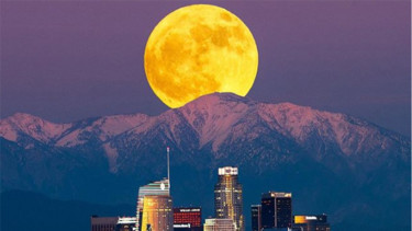 Super pink moon
