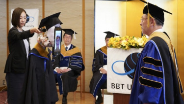 Wisuda virtual di Jepang.
