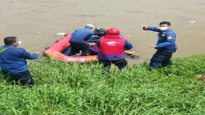 Remaja tenggelam di KBB saat gerombolannya berenang