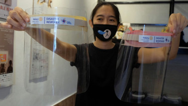 Produksi Alat Pelindung Wajah (Face Shield) untuk TIM Medis