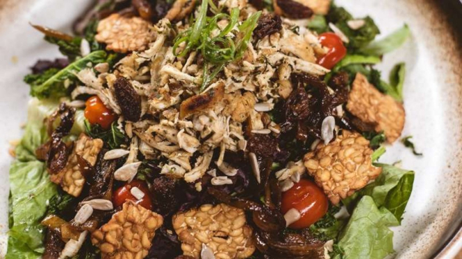  Kale Salad dari FIT Gourmet