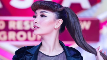 Zaskia Gotik.