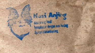 Geger pembagian nasi anjing di Warakas, Jakarta Utara