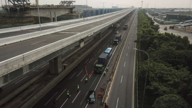 Tol Jakarta-Cikampek