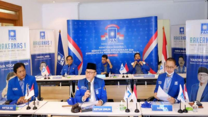 Ketua Umum PAN Zulkifli Hasan menggelar Rakernas 1 via Daring 