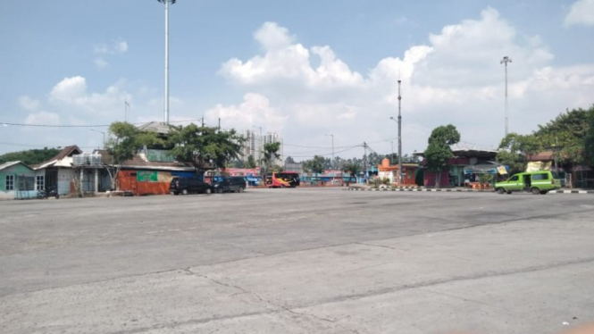 Terminal Kalideres belum membuka operasional moda transportasi AKAP