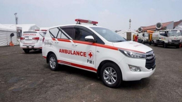 Kijang Innova yang disulap menjadi ambulans