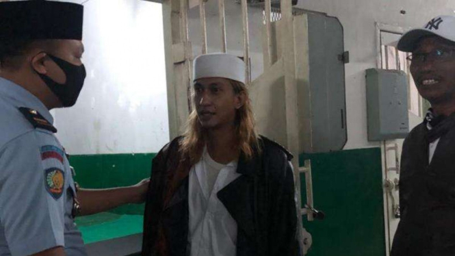 Habib Bahar Bin Smith di Lapas Gunung sindur.