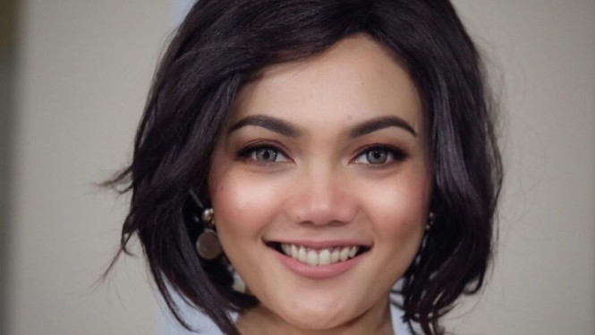 Rina Nose.