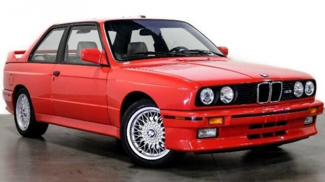 BMW M3 E30 milik Paul Walker.