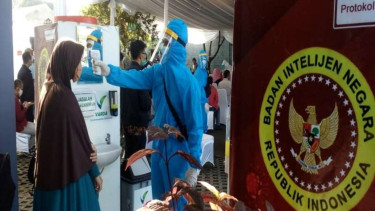 Rapid test Corona di Giant Depok ada logo Badan Intelijen Negara (BIN).
