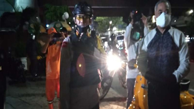 Patroli polisi saat malam Takbiran di Jakarta
