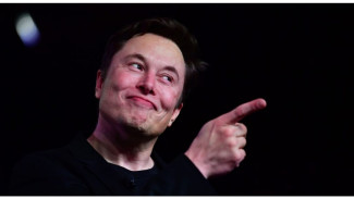 Usai Kirim Astronot, Elon Musk Mau Kirim Satelit ke Luar Angkasa