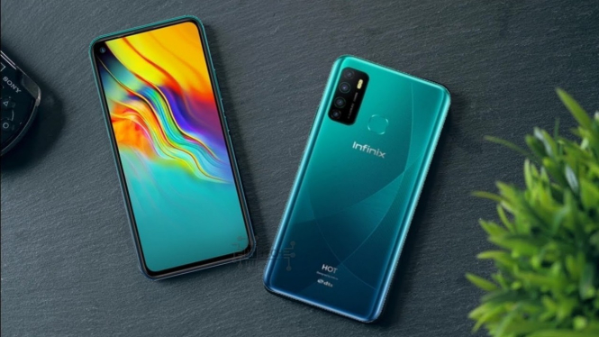 Ponsel Infinix.