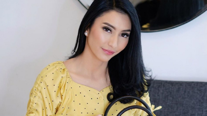 Tyas Mirasih.