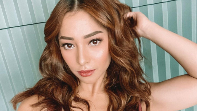 Nikita Willy.