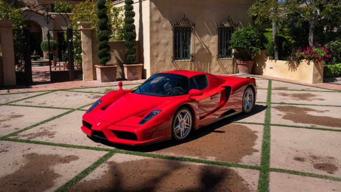 Ferrari Enzo dilelang dan laku Rp36,83 miliar