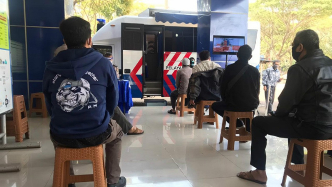 Pelayanan SIM Keliling di Satpas SIM Daan Mogot