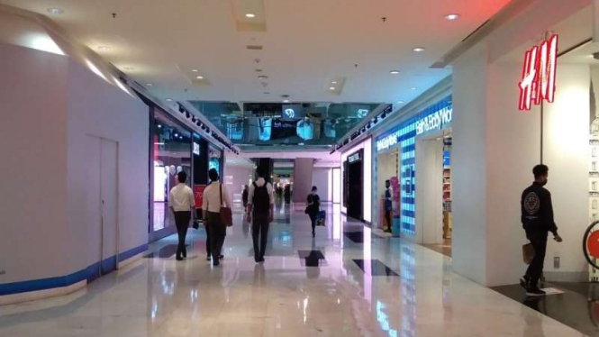 Mal Grand Indonesia masih sepi pengunjung di hari pertama buka