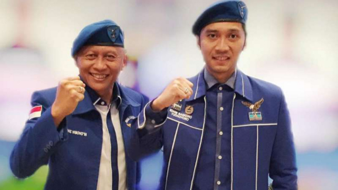 Ibas bersama Pramono Edhie Wibowo