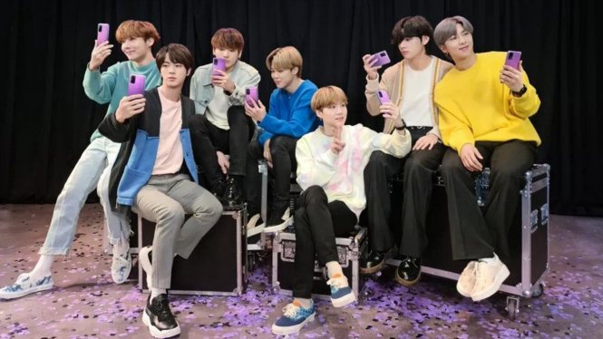 Samsung Galaxy S20 Plus BTS Special Edition.