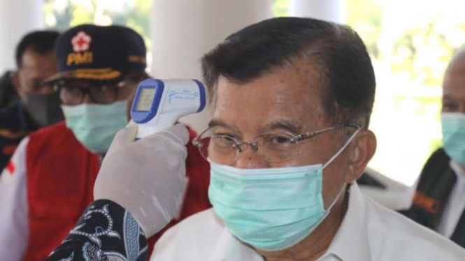Ketua Palang Merah Indonesia (PMI) Jusuf Kalla (JK), di Jatim.