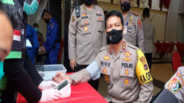 Polda Kalsel menggelar aksi donor darah