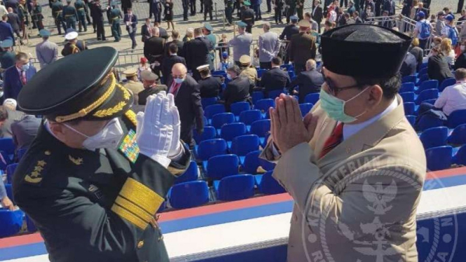 VIVA Militer: Menteri Pertahanan Prabowo Subianto bertemu Jenderal Wei.