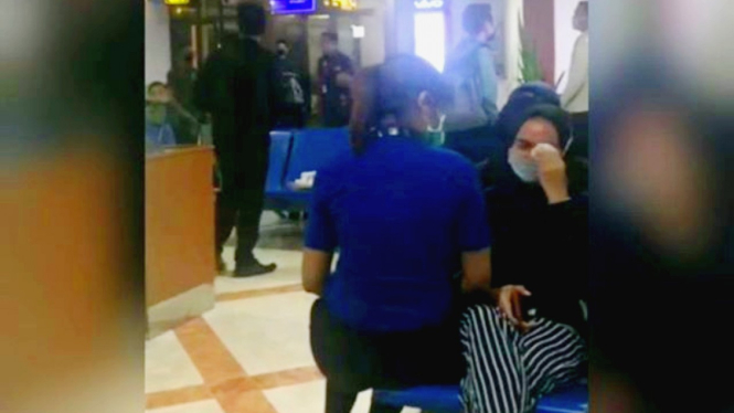 Video pemutusan hubungan kerja karyawan kontrak Lion Air viral di media sosial.