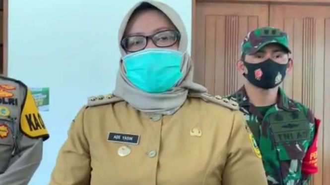 Bupati Bogor Ade Yasin saat menerima rapat kordinasi bersama Kepala Polda Jawa Barat Irjen Pol Rudy Sufahriadi dan Pangdam Pangdam III/Siliwangi Mayjen TNI Nugroho Budi Wiryanto Senin, 29 Juni 2020.