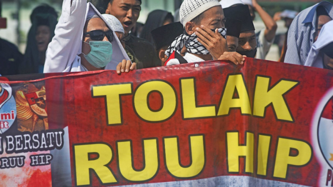 Aksi massa tolak RUU HIP