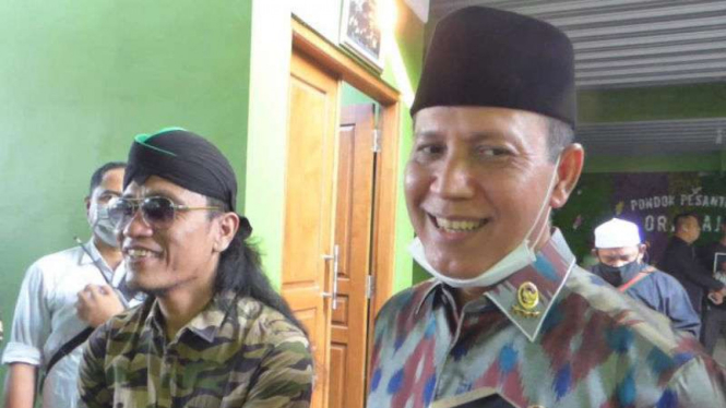 Kepala BNPT Komjen Polisi Boy Rafli dan Gus Miftah.