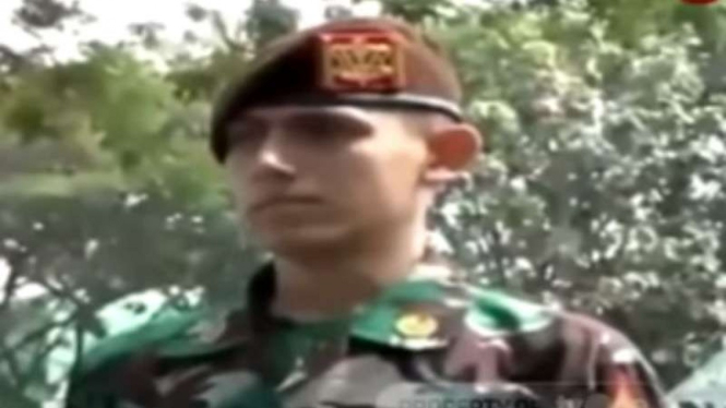 VIVA Militer: Enzo Zenz Allie, taruna Akmil, Magelang, Jateng.