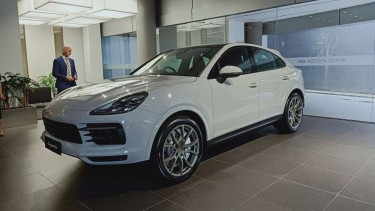 Porsche Cayenne Coupe resmi dijual di Indonesia