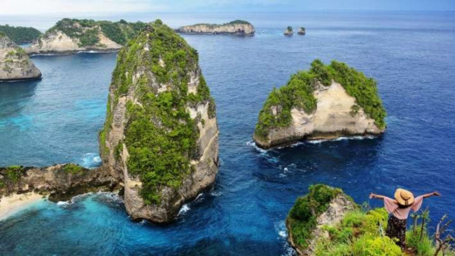 Wisata di Pulau Nusa Penida, Bali.