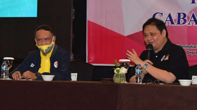 Ketua PB WI, Airlangga Hartato dan Menpora Zainudin Amali