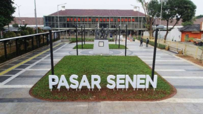 Stasiun Pasar Senen setelah penataan yang baru.