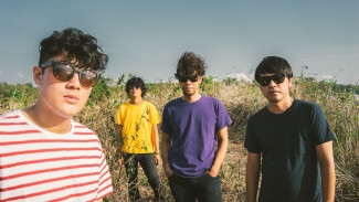The Upstairs Hadapi Tantangan Besar