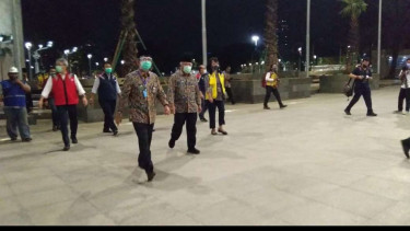 Menteri PUPR Mochamad Basuki Hadimoeljono saat Kunjungan Menteri PUPR untuk memantau perkembangan renovasi Masjid Istiqlal Jakarta.
